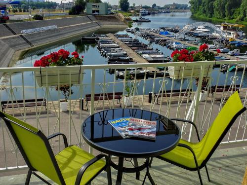 Apartments Marina - image 5