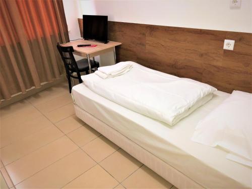 M-Kinghotel - image 9