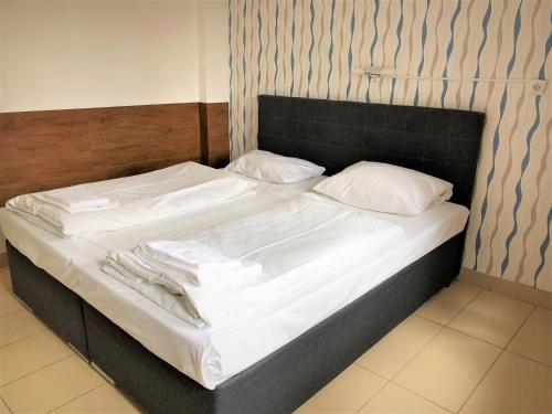 M-Kinghotel - image 14