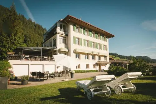 Sonnegg Hotel in Zweisimmen, Schweiz