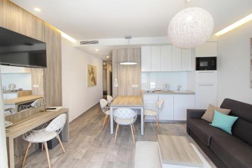 廚房, Kalamota Beach House in 克羅策普