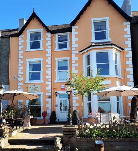 B&B Llanfairfechan - Min y Don Guest House - Bed and Breakfast Llanfairfechan