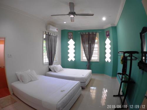 Bathroom, FBS Guesthouse Dungun in Dungun