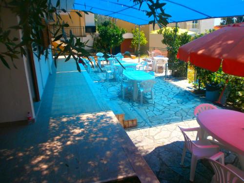 Mehilli Hotel - image 11