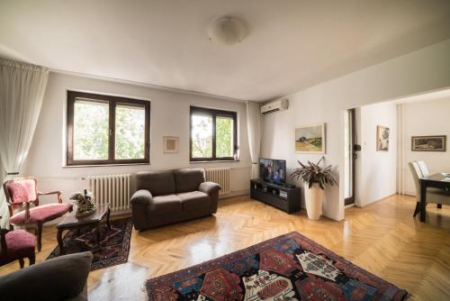 Sensitive Apartment, Belgrade (photo 8)