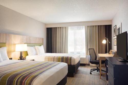 Country Inn & Suites by Radisson, Lawrence, KS