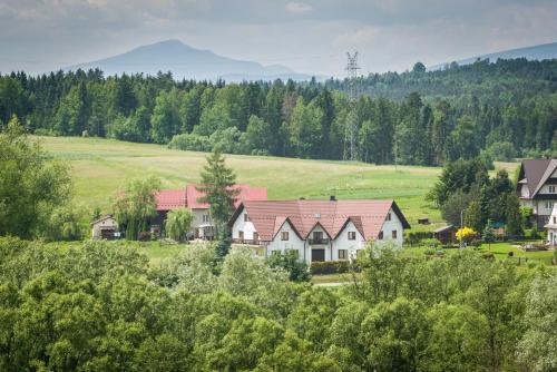 Staś -przy szkole nr 3 w Skawie - Hotel - Skawa