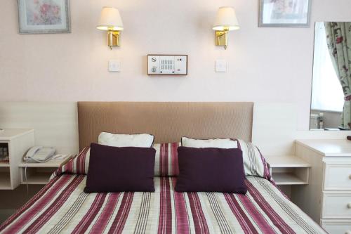 Livermead House Hotel - image 2