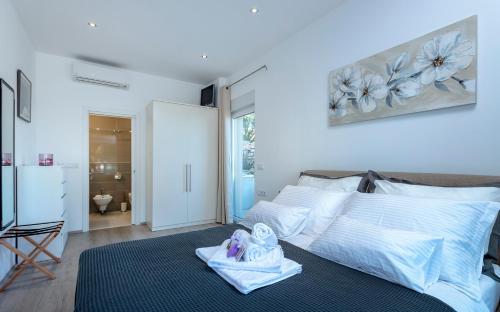 Villa Moderna Family Friendly - image 8