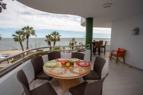 Villa Venecia, Apartamento de Lujo en 1º línea de playa + parking, Málaga (fotografie 9)