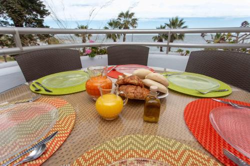 Villa Venecia, Apartamento de Lujo en 1º línea de playa + parking, Málaga (fotografie 10)