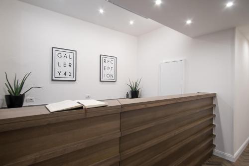 The Gallery 42 Guest House 3