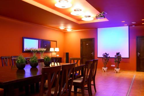 Hotel Sinchronas - image 9