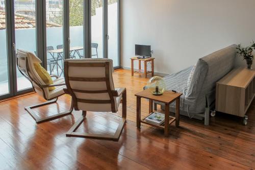 Bonjardim Flats - T2 com Varanda, Porto