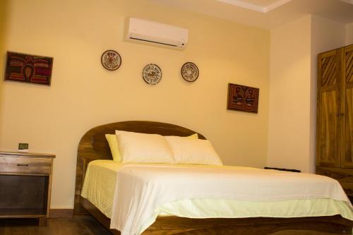 1 queen bed