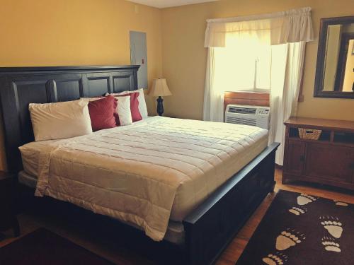 

Yellowstone Condos & Suites