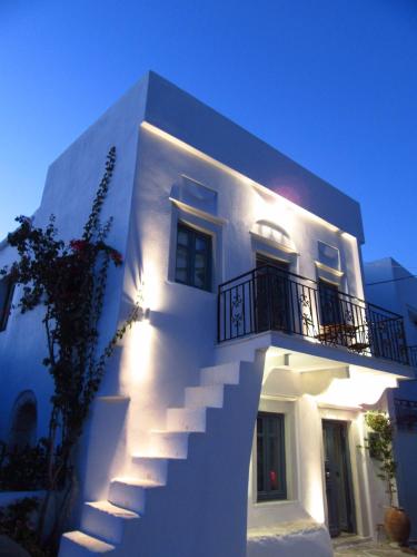 Magnificent traditional house in the centre of Naxos in Chalkio