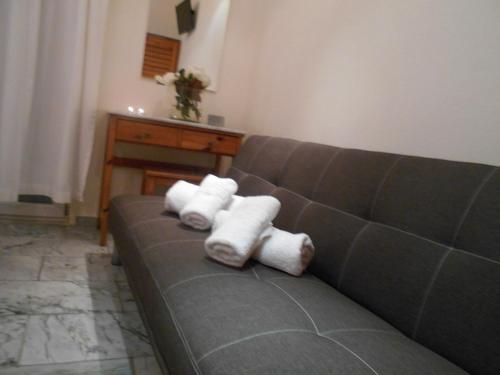 Kinira Beach Hotel - image 7