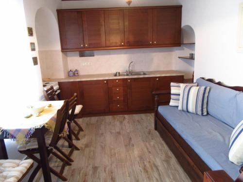 Magnificent traditional house in the centre of Naxos in Chalkio