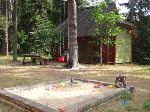 Közeli látványosságok, Jarve Cottages in Tehumardi