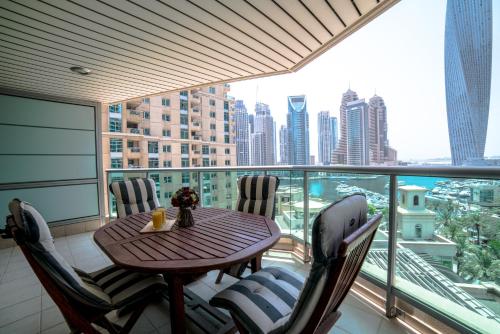 Vacation Bay - Brand New 2 BR in MESK Tower - image 1
