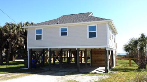 1661 E Ashley - Ocean Cabin - main image