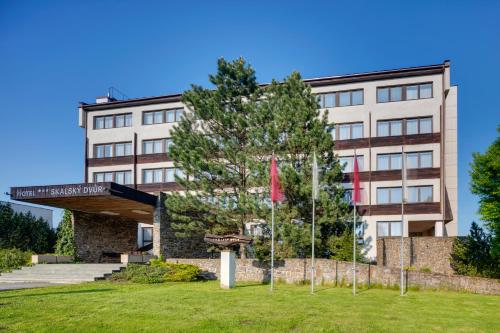 . Hotel Skalsky dvur