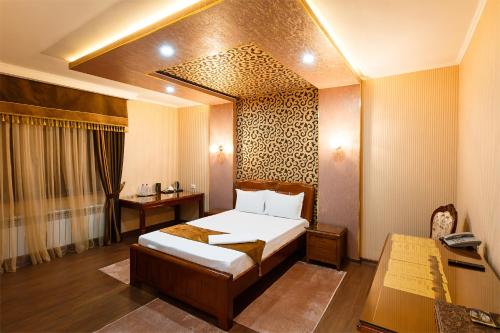 1 double bed