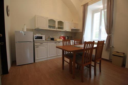 Létesítmények, Bynovecky Zamecek in Růžová