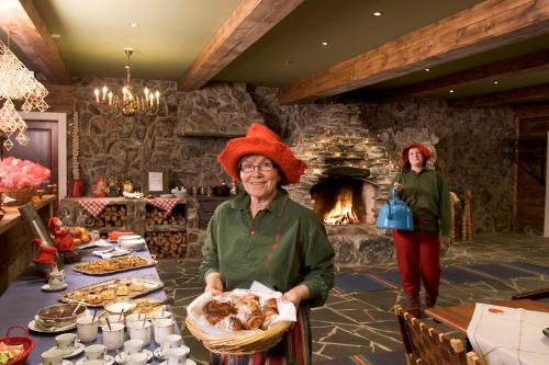 Restorāns, Elves Village Hotel in Kongasa