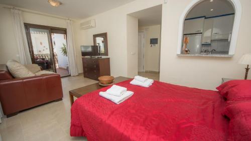 Marina Real 534 - image 11