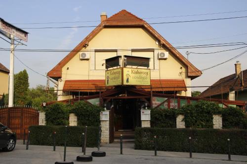 Kisherceg Szálláshely - image 13