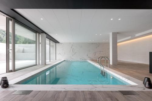 泳池, Martin's Rentmeesterij in 比爾曾