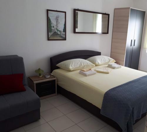  Apartments Mareta in Silba