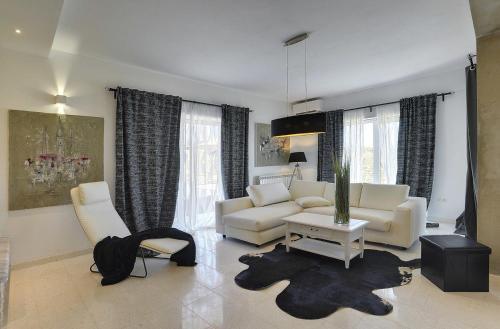 Villa Paradiso - main image