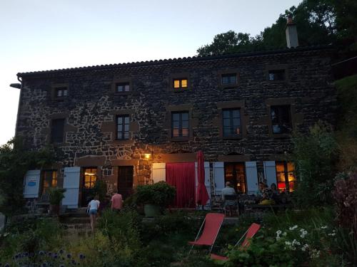 Dārzs, Art et Creation in Saint-Berain