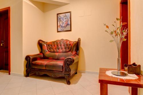 2 bedrooms, 3 beds