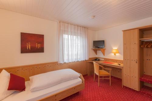 1 twin bed