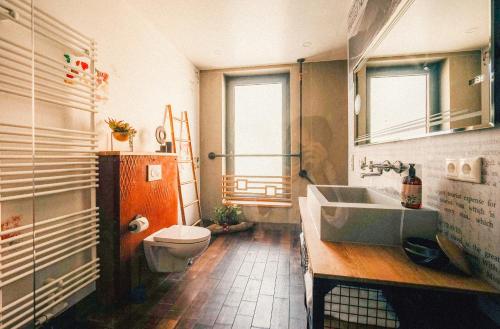36 Phô Cô Guesthouse - image 14