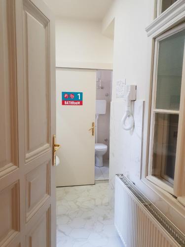 Booking BnB - image 2
