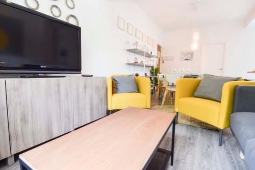 Apartment image 2