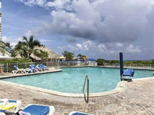 Swimming pool, Ocean Manor Beach Resort in Fort Lauderdale (FL)