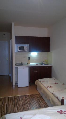 Budapest Center House - main image