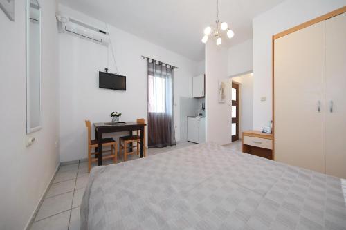 Apartments Floras - image 7