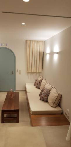 Lithos Guesthouse - image 5