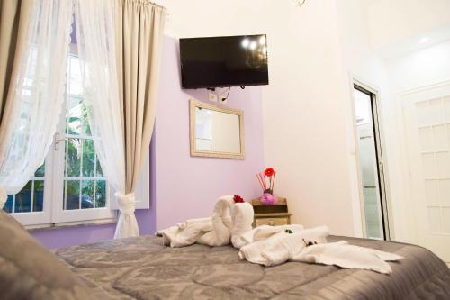 Royal Vatican - image 14