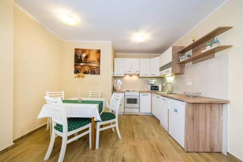  Apartman Leo in Posedarje