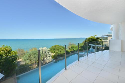 Balcony/terrace, Bellevue At Trinity Beach in Trinity Beach