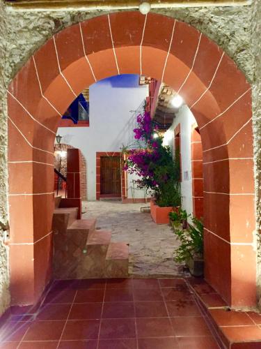 Hotel Hacienda Encantada in เรอัล เด กาตอร์เซ