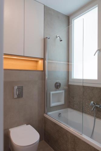 Chic and Central, in a lively but quiet area. All walking distance.